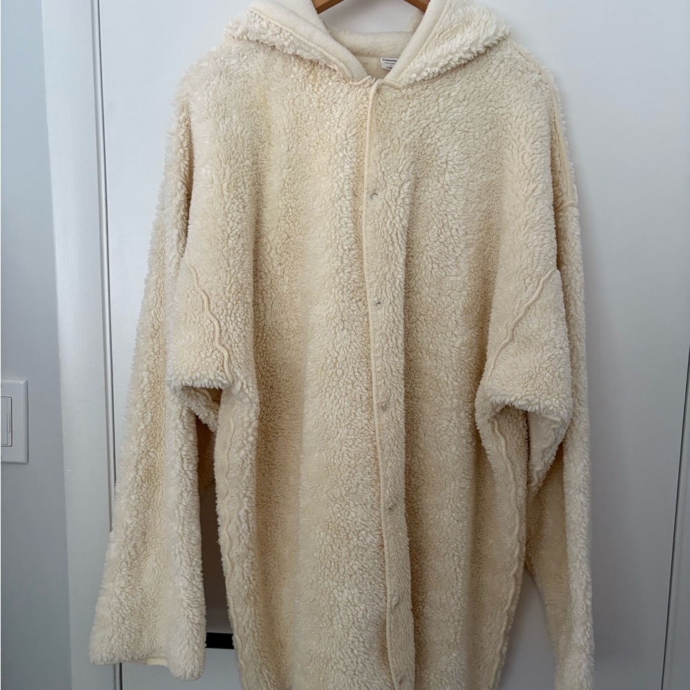 Fattamano Cream Sherpa 100% Cotton Jacket. SZ S runs L/XL. Never Worn.